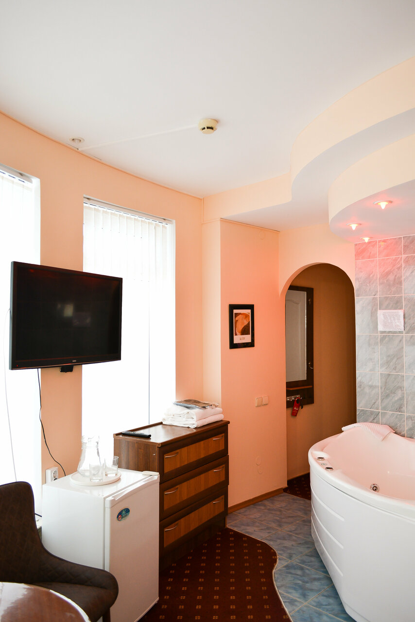 Гостиница Торнадо Ейск