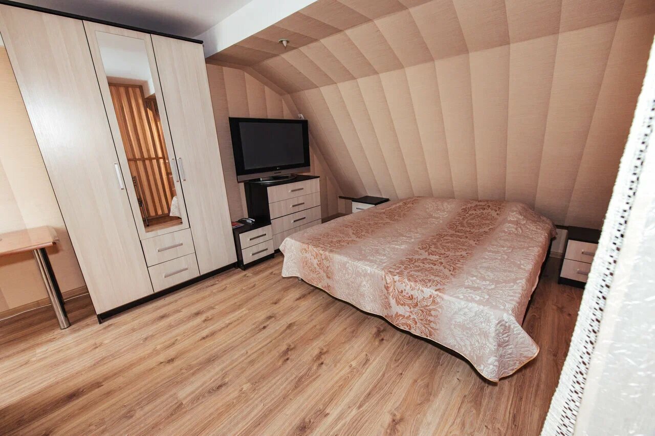 Гостиница Торнадо Ейск