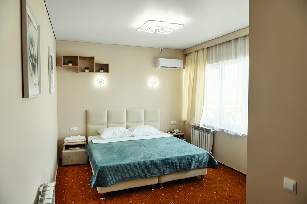 Гостиница Торнадо Ейск