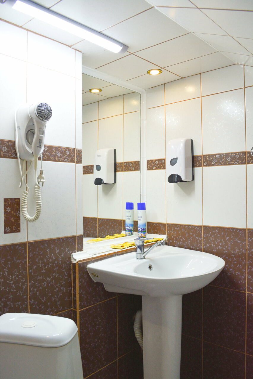 Гостиница Торнадо Ейск