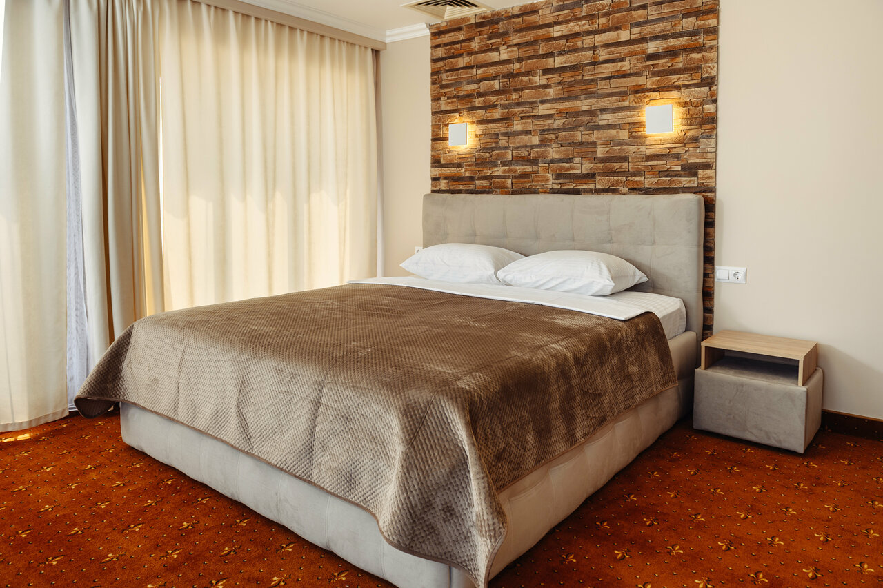 Гостиница Торнадо Ейск