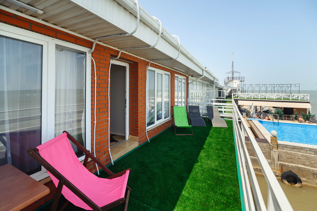 Гостиница Торнадо Ейск