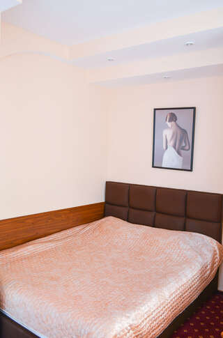 Гостиница Торнадо Ейск Семейный номер-студия-3