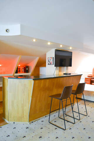 Гостиница Торнадо Ейск Улучшенный четырехместный номер-2