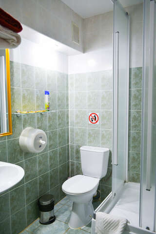 Гостиница Торнадо Ейск Трехместный номер-4