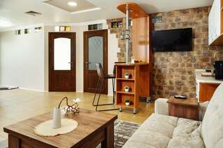 Гостиница Торнадо Ейск Улучшенный четырехместный номер-4