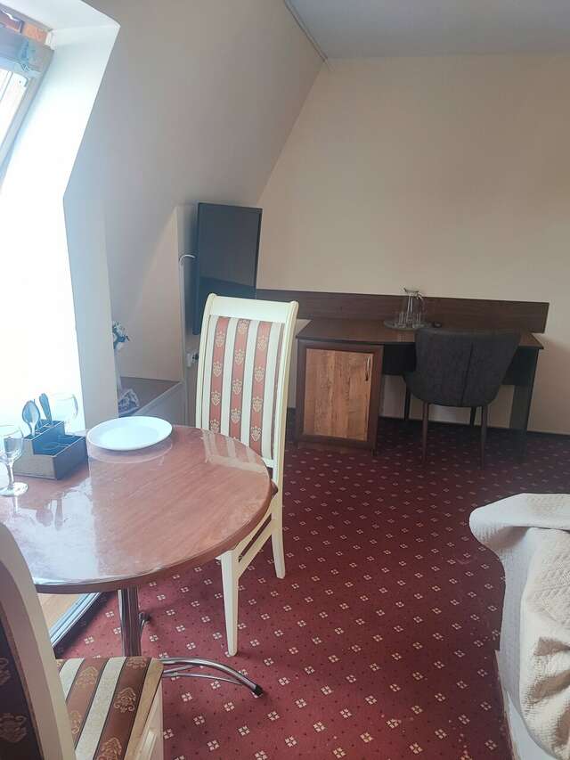 Гостиница Торнадо Ейск-85