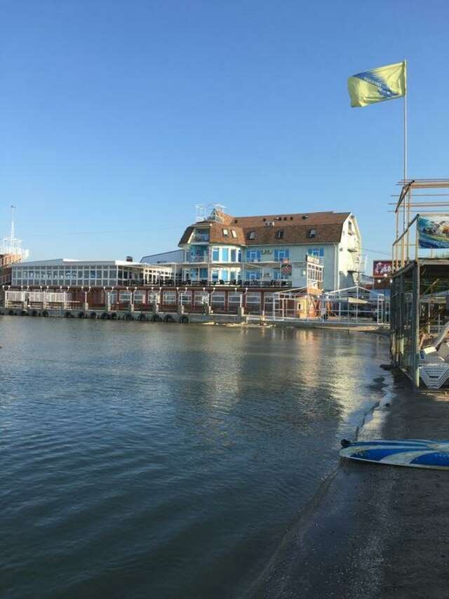 Гостиница Торнадо Ейск-69