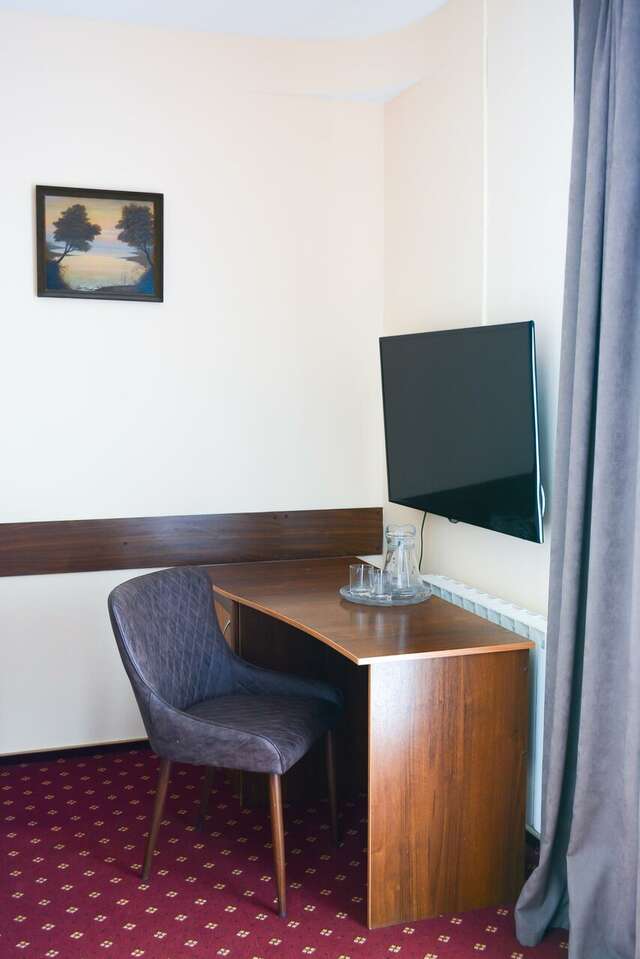 Гостиница Торнадо Ейск-65