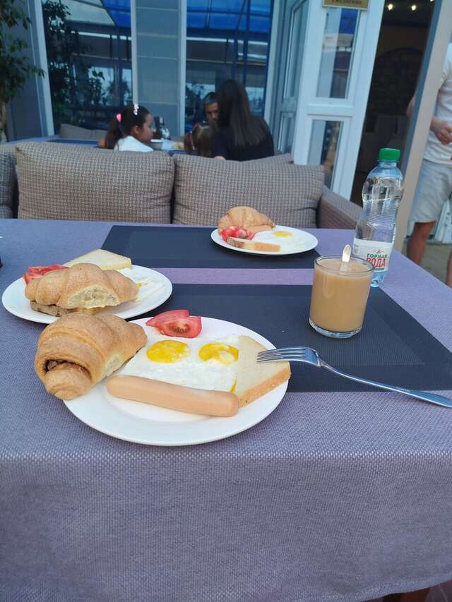 Гостиница Торнадо Ейск-75